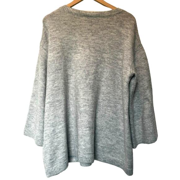 LANE BRYANT | Women's 18 20 gray knit sweater tortoise Shell Buttons on Sleeves - Picture 2 of 10